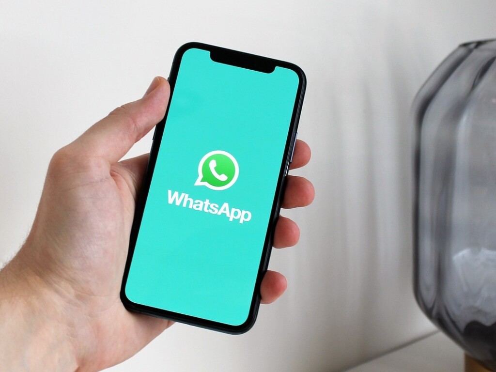 Vendas na internet: como usar o WhatsApp como ferramenta de trabalho? - Socialmaker